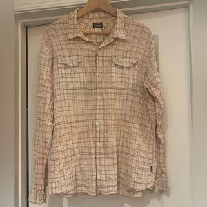 Patagonia Beige and Red Plaid Casual Button Down Shirt